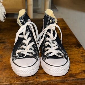 Converse Black Chuck Taylor’s
